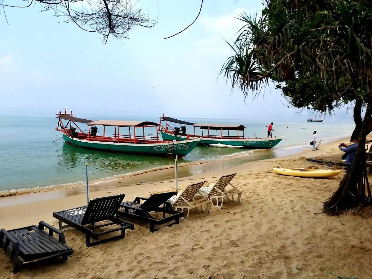 Lakshmi Bungalow Sihanoukville 2*,  Camboya